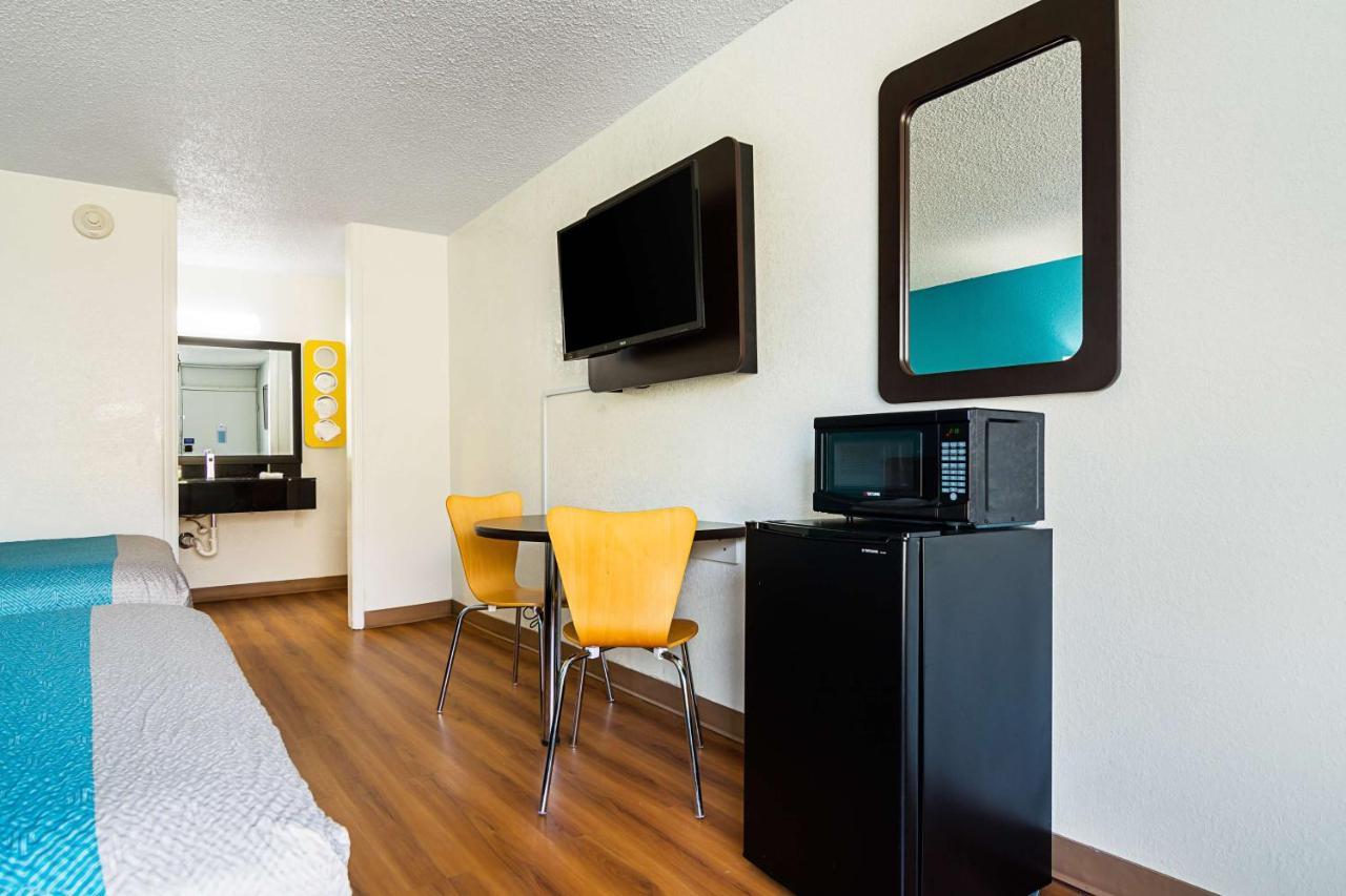 Econo Lodge Asheboro Esterno foto